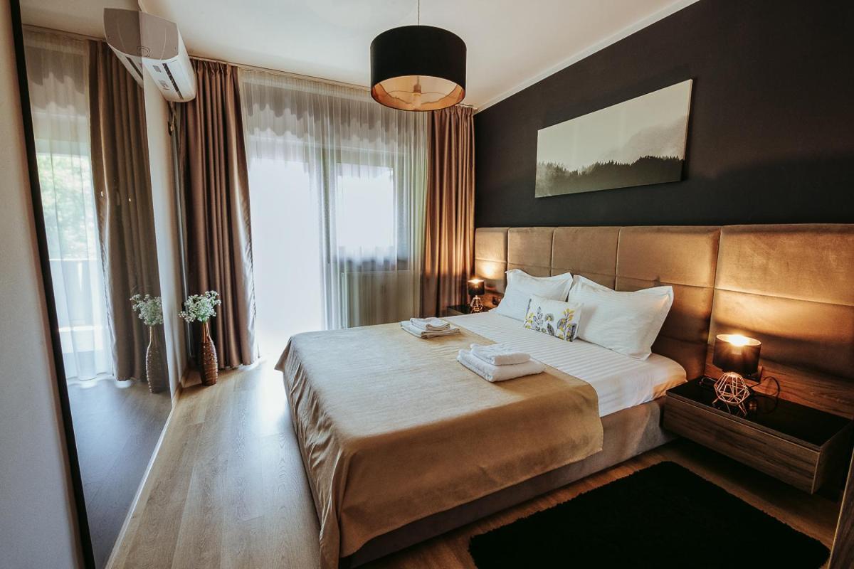 Charlotte Apartment - 2Bedrooms W Parking Near Nymphaea Oradea Exterior foto